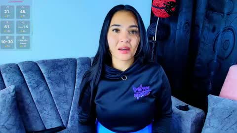    Independent model online show from 09.26.25