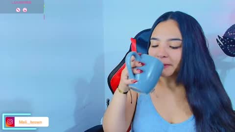    Independent model online show from 11.21.25