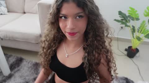 MelinaSmith  online show from 01.17.25