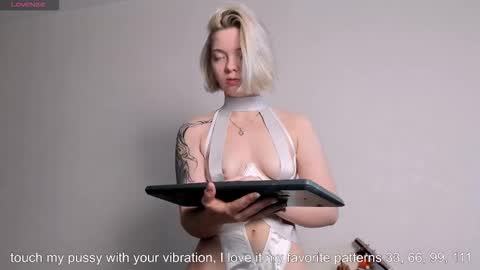 Snapshot of melinamonroe chatting on 10.25.25 My name is Melina online show from 10.25.25