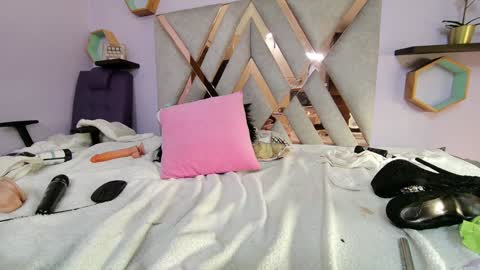 Snapshot of melisa_garcia chatting on 01.09.25 Melissa online show from 01.09.25