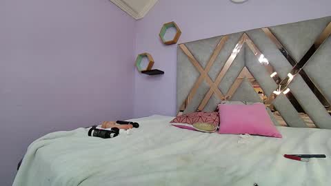 Snapshot of melisa_garcia chatting on 02.19.25 Melissa online show from 02.19.25