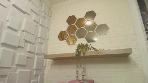 Snapshot of melisa_garcia chatting on 10.06.25 Melissa online show from 10.06.25