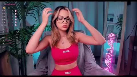 Snapshot of melisa_ginger chatting on 02.12.25 Im Melisa 3 online show from 02.12.25