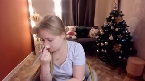 Sophia online show from 12.19.25