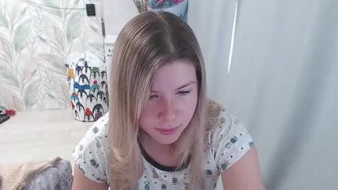 Melissa  Ray online show from 09.23.25
