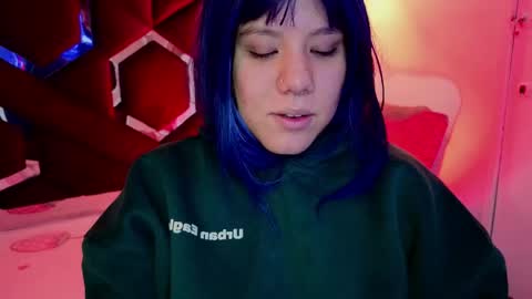 Lissa  online show from 04.14.26