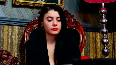 Melissa online show from 12.04.24