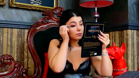 Melissa online show from 10.05.25