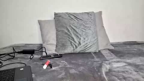 melissa_manhathan online show from 10.17.25