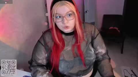 Snapshot of melissa_purr chatting on 05.11.26 melissa_purr online show from 05.11.26