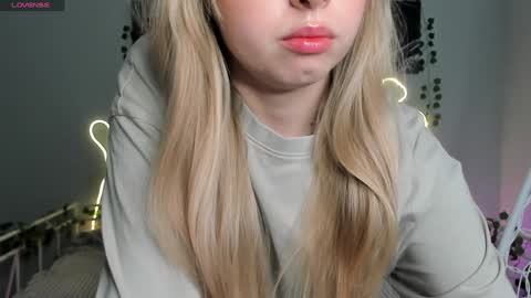 Melissa HOT CONTENT HERE  online show from 12.23.24