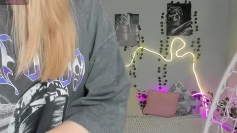 Melissa HOT CONTENT HERE  online show from 01.08.25