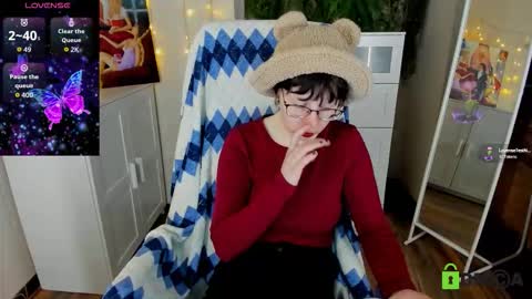 Snapshot of melissa_wells chatting on 10.15.25 Melissa online show from 10.15.25