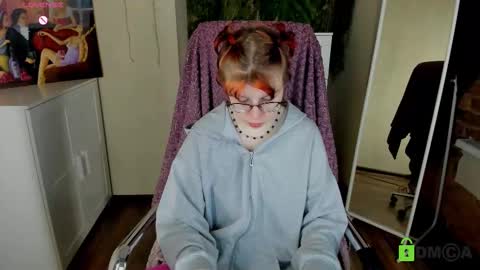 Snapshot of melissa_wells chatting on 11.14.25 Melissa online show from 11.14.25