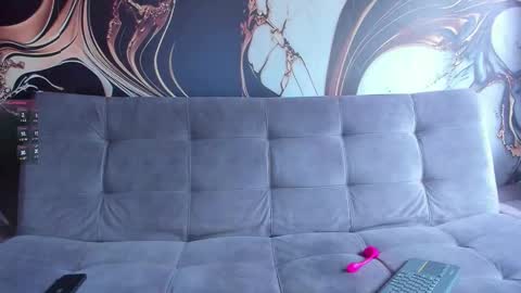  M e l i s s a  online show from 11.15.25