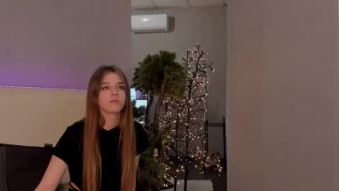 MelissaCrayzy online show from 02.13.25
