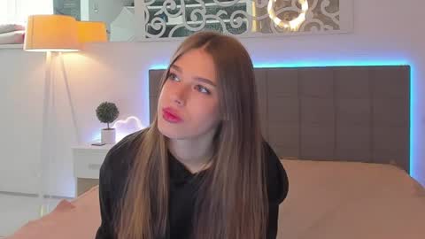 Snapshot of melissacrayzy chatting on 04.29.26 MelissaCrayzy online show from 04.29.26