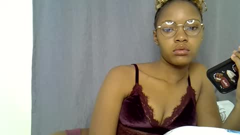 Snapshot of melissah_hot chatting on 03.01.26 melissah_hot online show from 03.01.26