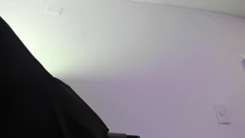 M E L I S S A  online show from 12.21.24