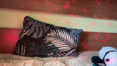 cutebutnyet online show from 03.27.26