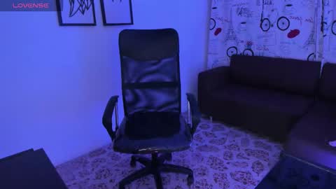 MELISSA online show from 12.17.25