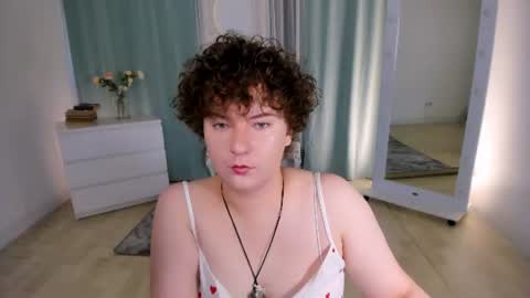 Snapshot of melittastorrie chatting on 07.19.26 Melitta online show from 07.19.26