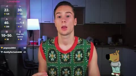 Snapshot of mell0wme chatting on 12.09.24 Mello online show from 12.09.24