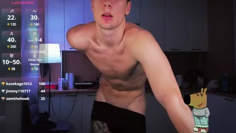 Snapshot of mell0wme chatting on 12.13.24 Mello online show from 12.13.24