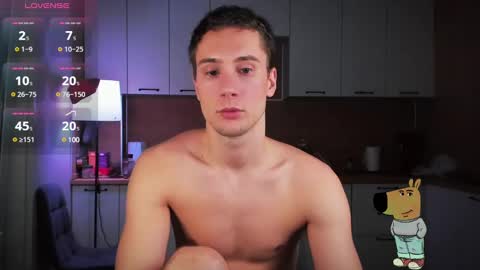 Snapshot of mell0wme chatting on 12.23.24 Mello online show from 12.23.24