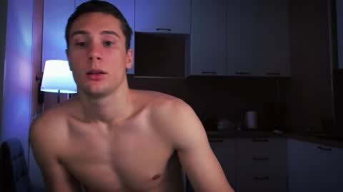 Snapshot of mell0wme chatting on 12.25.24 Mello online show from 12.25.24