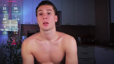 Snapshot of mell0wme chatting on 01.07.25 Mello online show from 01.07.25