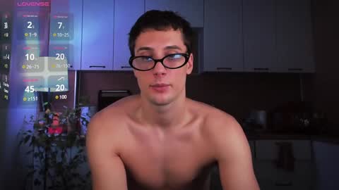 Snapshot of mell0wme chatting on 01.08.25 Mello online show from 01.08.25