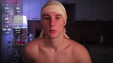 Snapshot of mell0wme chatting on 01.30.25 Mello online show from 01.30.25