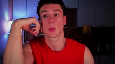 Snapshot of mell0wme chatting on 02.09.25 Mello online show from 02.09.25