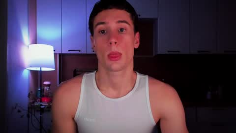 Snapshot of mell0wme chatting on 02.20.25 Mello online show from 02.20.25