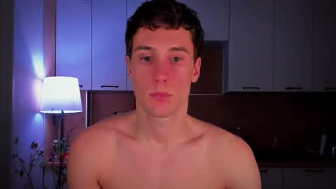 Snapshot of mell0wme chatting on 03.01.25 Mello online show from 03.01.25