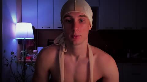 Snapshot of mell0wme chatting on 03.03.25 Mello online show from 03.03.25