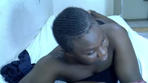 mellanine_ebony online show from 03.08.26