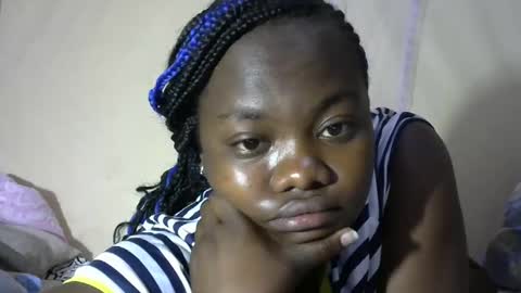 Snapshot of mellcy chatting on 12.10.24 mell online show from 12.10.24