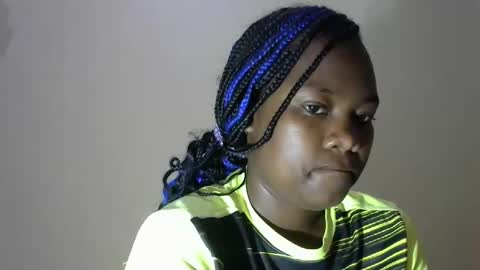 Snapshot of mellcy chatting on 12.19.24 mell online show from 12.19.24