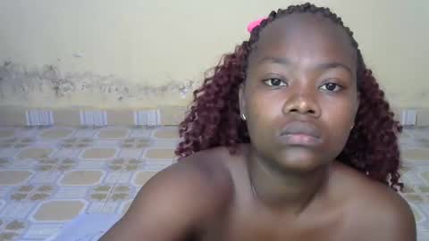 Snapshot of mellcy chatting on 01.02.25 mell online show from 01.02.25