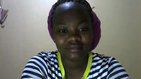 Snapshot of mellcy chatting on 01.04.25 mell online show from 01.04.25