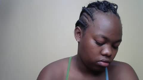 Snapshot of mellcy chatting on 01.18.25 mell online show from 01.18.25