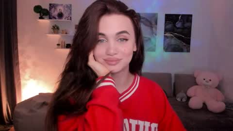 Snapshot of mellifluoustess chatting on 05.29.26 Tessa online show from 05.29.26