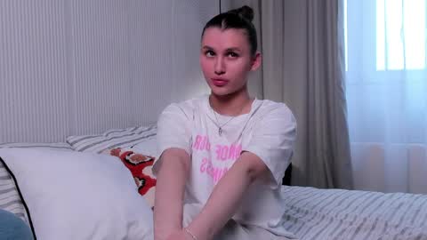 Lia online show from 04.06.26