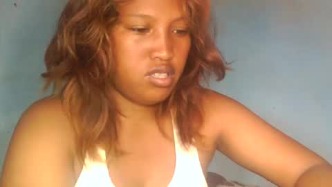 Snapshot of mellissia02 chatting on 02.15.25 mellissa online show from 02.15.25