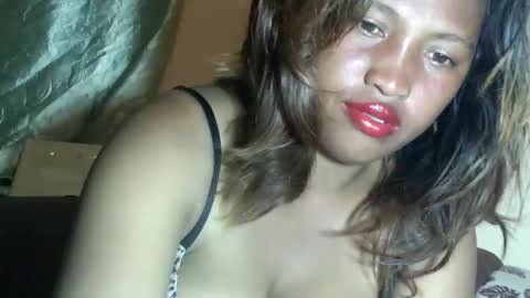 Snapshot of mellissia02 chatting on 10.08.25 mellissa online show from 10.08.25