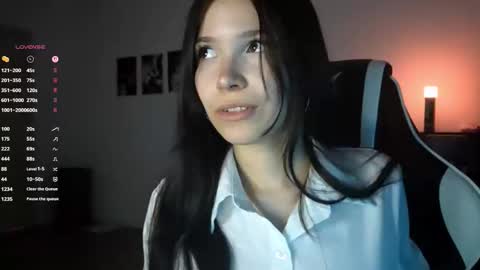 EVA online show from 11.14.25