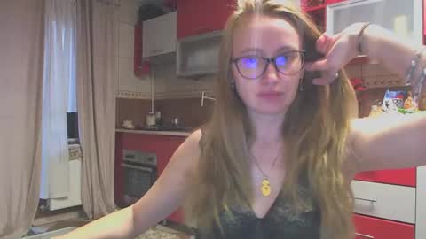 Melly online show from 01.22.25